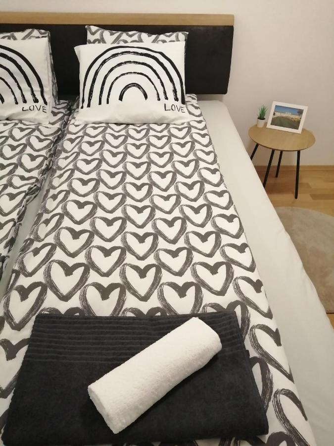 Apartment Tesla Відень Екстер'єр фото